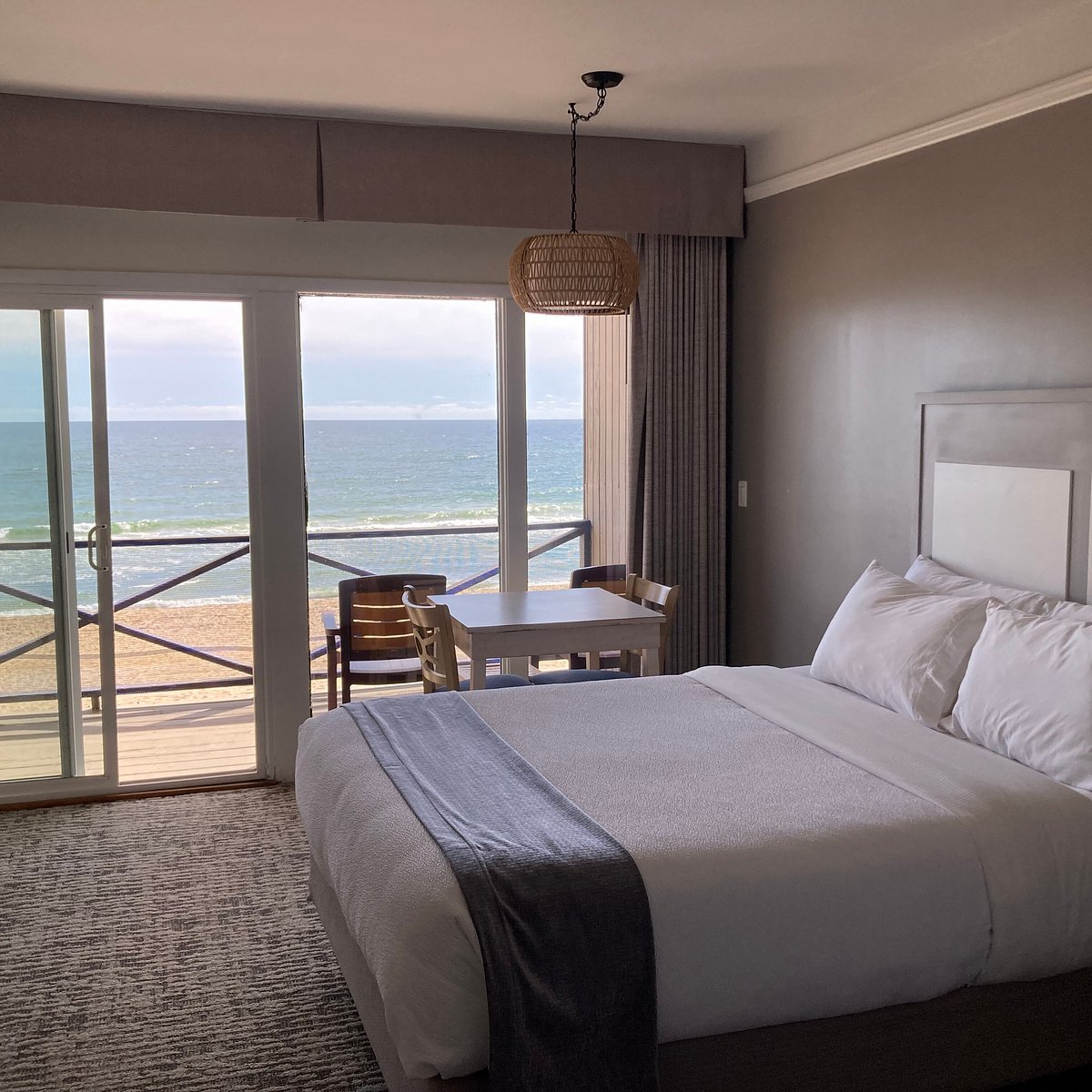 Royal Atlantic — beachfront exterior